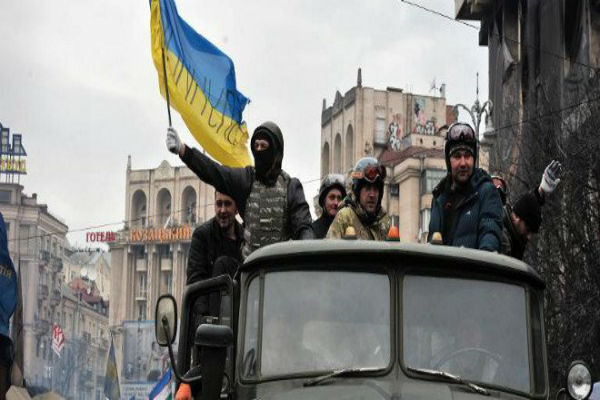 You are currently viewing Αφαντος ο Γιανουκόβιτς -Ο Ουκρανός πρόεδρος εγκατέλειψε το Κίεβο