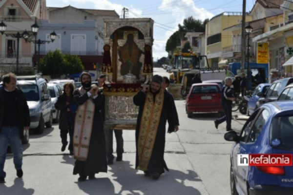 Εορτάζει ο πολιούχος Άγιος Χαράλαμπος, στο πληγωμένο Ληξούρι