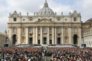 Bild: Προσπάθησαν να στείλουν στο Βατικανό ναρκωτικά κρυμμένα σε προφυλακτικά