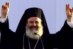 Ο Αρχιεπίσκοπος Χριστόδουλος στη Μεγαλόχαρη της Τήνου – 15 Αυγούστου 2001