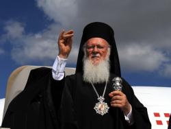 Διπλή επίσκεψη Πατριάρχη σε Σμύρνη και Τσεσμέ
