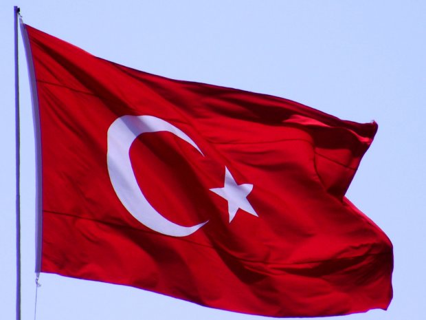Ζητάει τουρκικό διαβατήριο