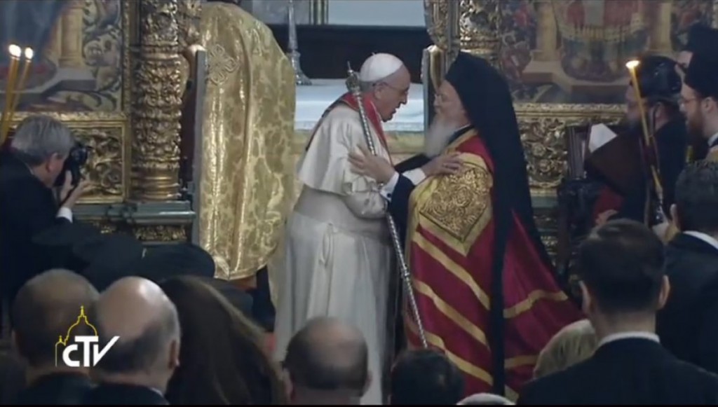 Η λαμπρή υποδοχή του Πάπα Φραγκίσκου στο Οικουμενικό Πατριαρχείο (VIDEO) 