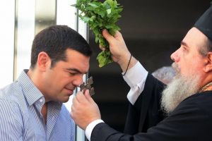 Περίεργη παρέμβαση του Economist, για «ιερή» συμφωνία ΣΥΡΙΖΑ – Εκκλησίας