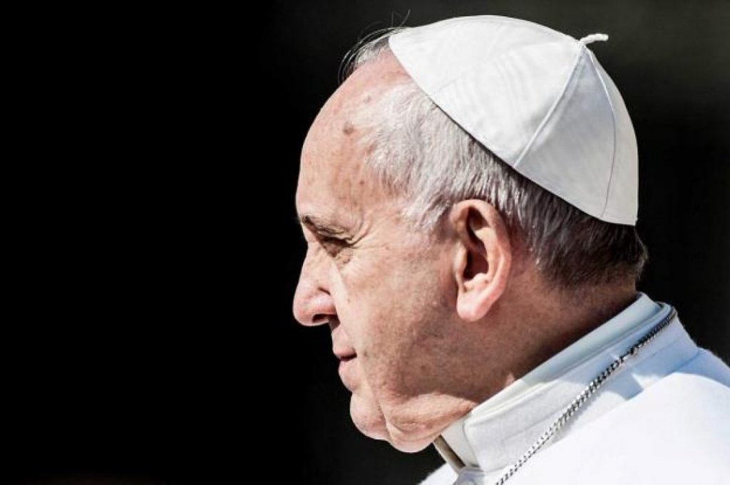 You are currently viewing Προχωρημένη απόφαση του Πάπα: γεύμα με ομοφυλόφιλους κρατούμενους των φυλακών της Νάπολι