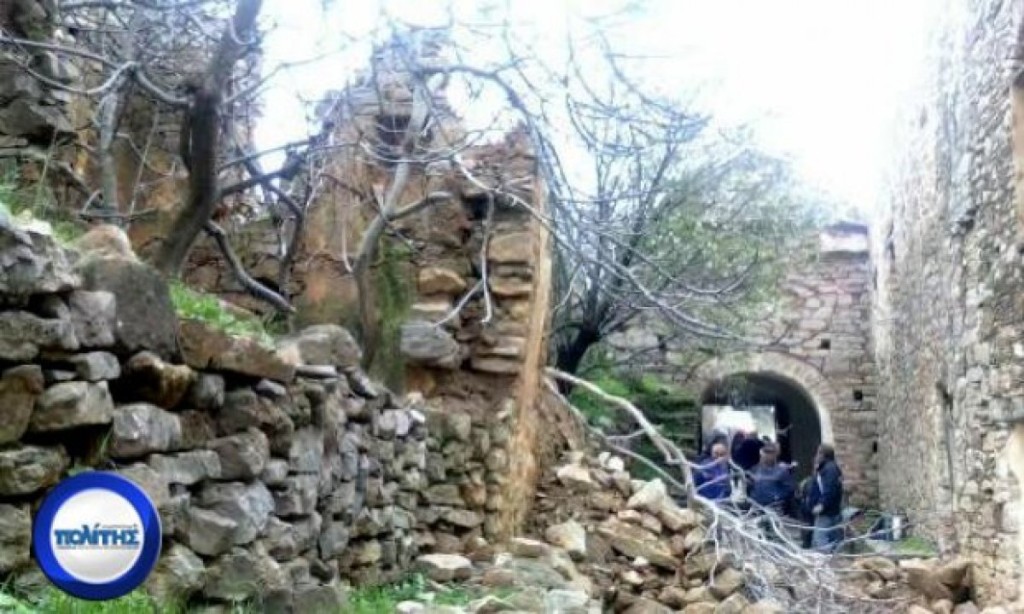 Καταρρέει αβοήθητη η Μονή Μουνδών Χίου - Εκτεταμένες καταστροφές από τις βροχοπτώσεις εντός της ζώνης του Μοναστηριού