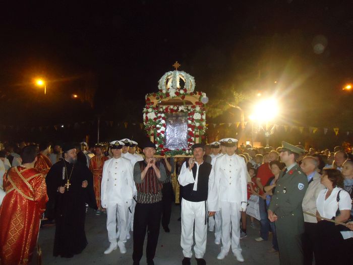 Η εορτή των Αγ. Κωνσταντίνου και Ελένης από την Ι.Μ.Γλυφάδας