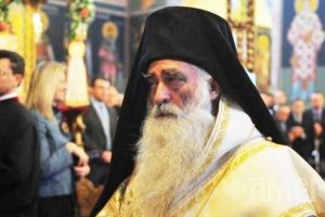 Ο Σισανίου Παύλος τα λέει εξω σπό τα δόντια στον ανιστόρητο και άθεο κ.Φίλη