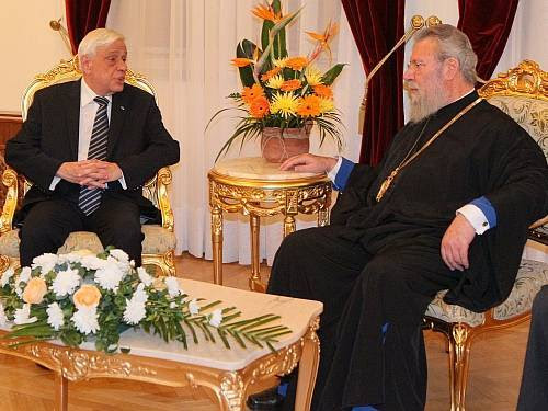 You are currently viewing Συνάντηση Αρχιεπισκόπου Κύπρου με  Προκόπη Παυλόπουλο