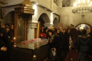 Πλήθος πιστών στους εορτασμούς για την εύρεση των Λειψάνων του Αγίου Εφραίμ