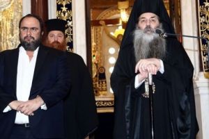 Επίθεση αγάπης Βαγγέλη Μαρινάκη σε Πειραιώς Σεραφείμ: ”Σ’ αγαπάμε και σε στηρίζουμε”