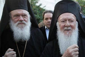 Το Οικουμενικό Πατριαρχείο ”αδειάζει” τον Αρχιεπίσκοπο Ιερώνυμο