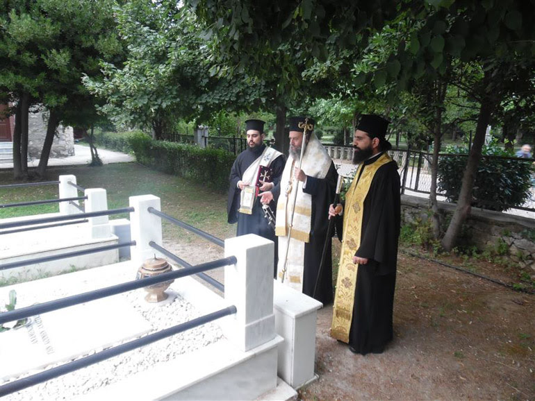 You are currently viewing Τρισάγιο για δύο προκατόχους του τέλεσε ο Θεσσαλιώτιδος Τιμόθεος