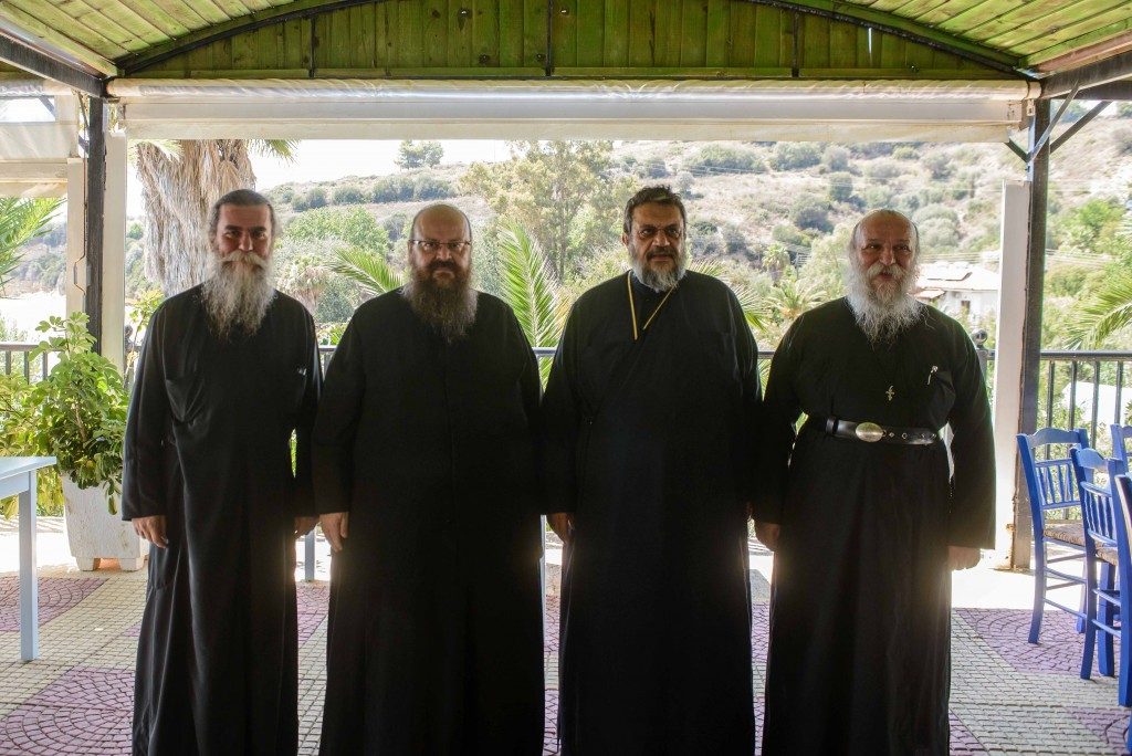 Άφιξη Αρχιερέων στη Φοινικούντα για τον εορτασμό της Παναγίας Τριχερούσας