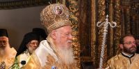 Με την ομιλία του ο Οικουμενικός Πατριάρχης στη χειροτονία του νέου Μητροπολίτη Σμύρνης “άδειασε” τον Φίλη και τη Ρεπούση!