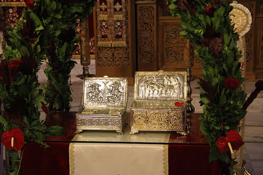 Τα Ιερά Λείψανα των Αγίων Δημητρίου του Μυροβλύτου και Εφραίμ του θαυματουργού στο Καστράκι Φωκίδος