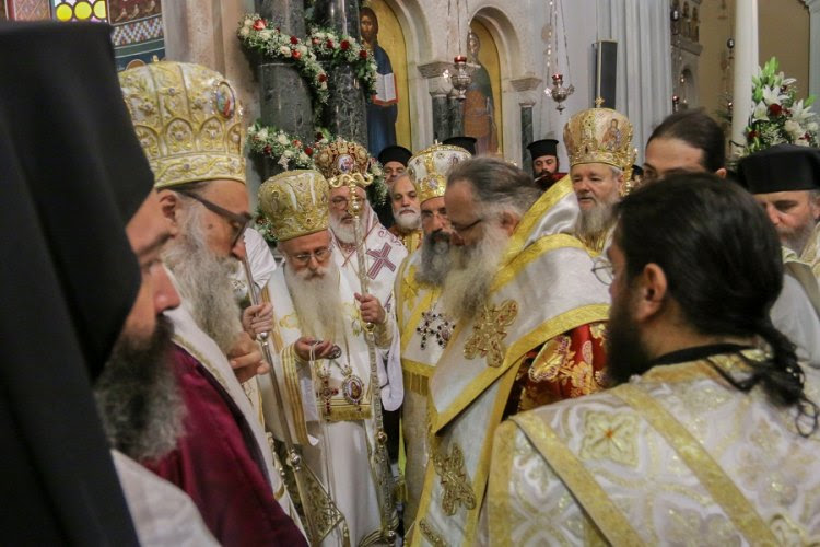 You are currently viewing Χειροτονήθηκε σήμερα ο νέος Μητροπολίτης Ιεραπύτνης Κύριλλος