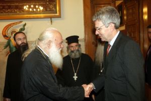 Τους πρέσβεις Αρμενίας και ΗΠΑ δέχθηκε ο Αρχιεπίσκοπος