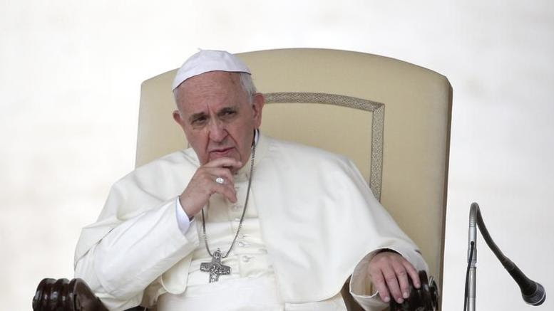 You are currently viewing Πάπας: “Δεν θα υπάρξουν γυναίκες ιερωμένοι στην Καθολική Εκκλησία”