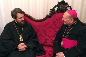 Η εκκλησιαστική διπλωματία εν δράσει.. Μετά τον  Οικουμενικό Πατριάρχη ο Ιλαρίων στο Μπάρι 