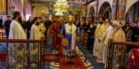 Αρχιερατική Θεία Λειτουργία εις τον Ιερό Ναό των Αγίων Κωνσταντίνου και Ελένης Ασσήρου