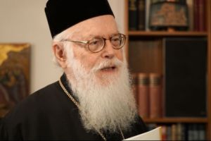 Στη Θεσσαλονίκη ο Αρχιεπίσκοπος Αλβανίας – Το μήνυμα παρουσία του Μητροπολίτη Ανθίμου