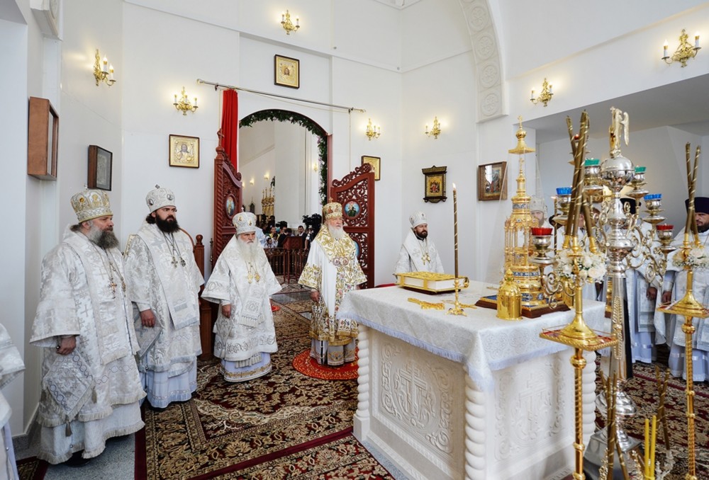 You are currently viewing Εγκαινιάστηκε από τον Πατριάρχης Μόσχας ο Ναός της Αναστάσεως του Κυρίου Μπισκέκ