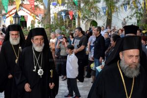 O πανηγυρικός εσπερινός του οσιομάρτυρα Εφραίμ στην Νέα Μάκρη