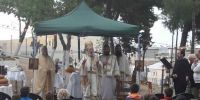 Υπαίθρια Θεία Λειτουργία στον «Κήπο των Ευχών»