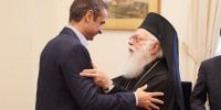 Συνάντηση Κυριάκου Μητσοτάκη με Αρχιεπίσκοπο Αλβανίας Αναστάσιο