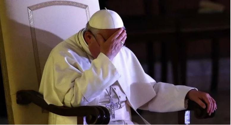Νέος πονοκέφαλος για τον Πάπα το νέο σκάνδαλο σεξουαλικής παρενόχλησης εντός του Βατικανού