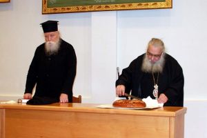 Ψήφισμα του Ιερού Κλήρου της Μητροπόλεως Εδέσσης για το Μακεδονικό στην 1η Ιερατική σύναξη του έτους.