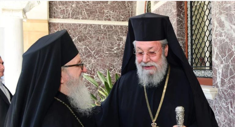 You are currently viewing Το Χρυσό Παράσημο του Αποστόλου Βαρνάβα θα απονείμει στον Αρχιεπίσκοπο Αμερικής Δημήτριο, ο  Κύπρου Χρυσόστομος.