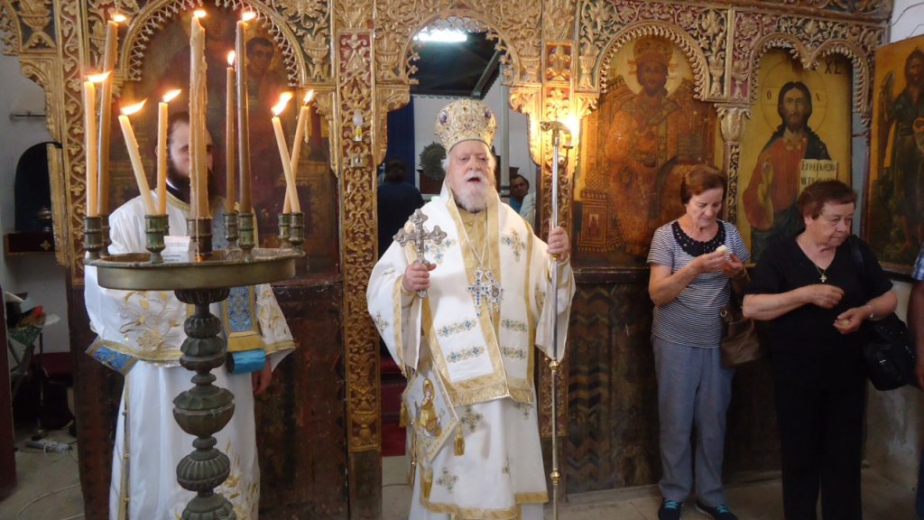 Αρχιερατικό Συλλείτουργο στην Ι. Μονή Αγ. Βαρνάβα στα κατεχόμενα.