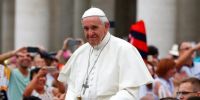 Η Ι. Μητρόπολις Πειραιώς για τον Πάπα Φραγκίσκο: «5 χρόνια πορείας προόδου ή οπισθοδρομικότητας;»