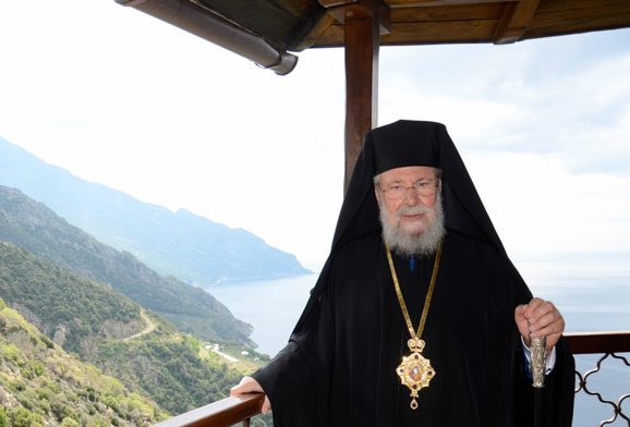 Αρχιεπίσκοπος Κύπρου Χρυσόστομος : ''Μην φοβάστε την λέξη καρκίνος''