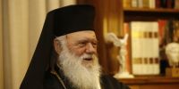 «Συγχαίρει» τον  Τσίπρα για την δήλωσή του ο Αρχιεπίσκοπος