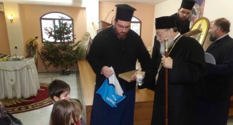 You are currently viewing Γιορτή για τα παιδιά των Ιερέων στη Μητρόπολη Κορίνθου