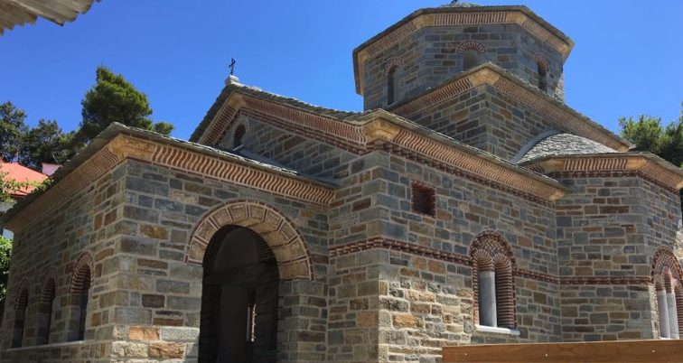 You are currently viewing Αγιο Ορος: Εγκαινιάζεται ο Ναός του Αγίου Παϊσίου στην Καψάλα