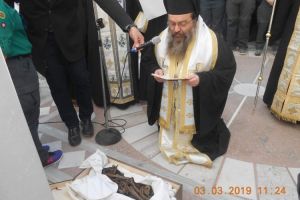 Παρουσία αρχών και πιστών τα αποκαλυπτήρια της προτομής του Μητροπολίτη Παντελεήμονος Φωστίνη στο Ιερό Τάγμα στη Χίο