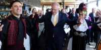 Ο πρωθυπουργός της Αυστραλίας χόρεψε τσάμικο στην Ελληνική Κοινότητα Μελβούρνης