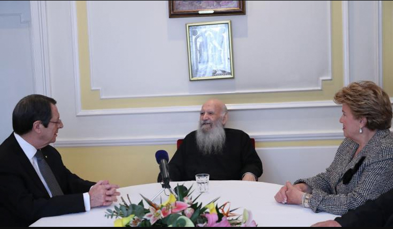 You are currently viewing Συνάντηση Προέδρου της Κύπρου με τον Αρχιεπίσκοπο Θυατείρων