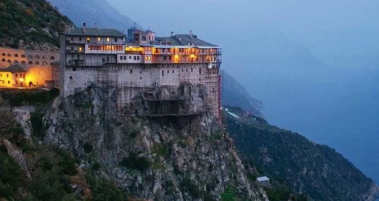 You are currently viewing SOS Athos: Η Εφαρμογή για διασώσεις στο Άγιο Όρος
