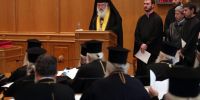Η λειτουργία στη… «μακεδονική», το Ουκρανικό και η αναθεώρηση του ποινικού κώδικα στο «τραπέζι» της Ιεράς Συνόδου