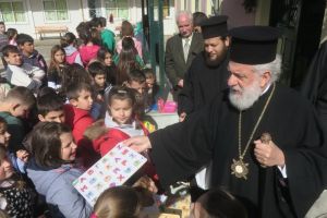 Ποιμαντική επίσκεψη του Μητροπολίτη Σύρου στα εκπαιδευτήρια όλων των βαθμίδων της Κέας