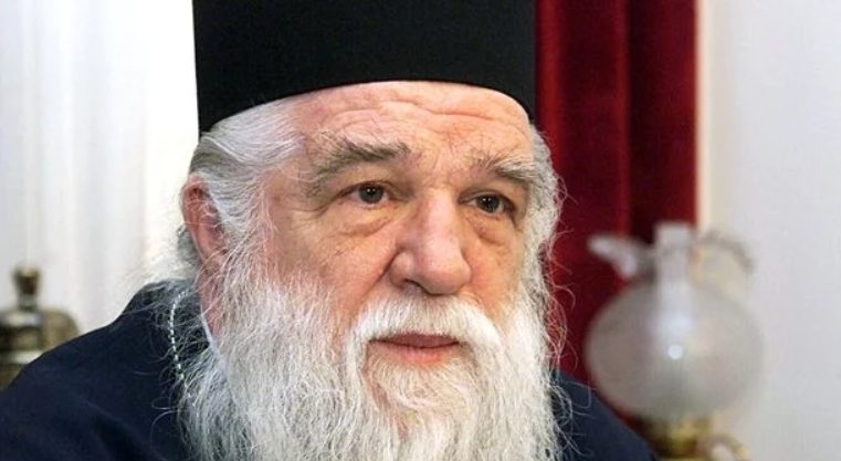 You are currently viewing Καλαβρύτων Αμβρόσιος για τον Τσίπρα : “Εκτός από άθεος είναι και άπατρις”