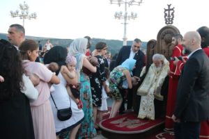 564 παιδιά βαπτίστηκαν στο Καθεδρικό Ναό της Τιφλίδας