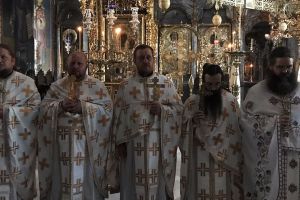 Κληρικοί και λαϊκοί προσκυνητές της Αυτοκεφάλου Εκκλησίας της Ουκρανίας στο Άγιο Όρος
