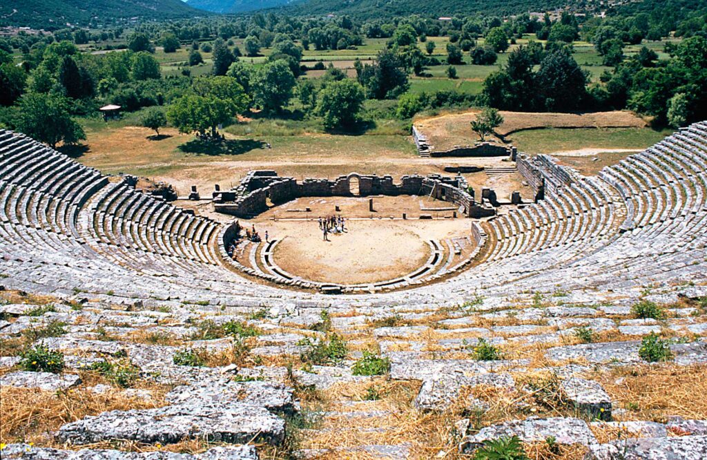 You are currently viewing Το αρχαίο θέατρο Δωδώνης επισκέφθηκε ο Πρωθυπουργός Κυρ. Μητσοτάκης