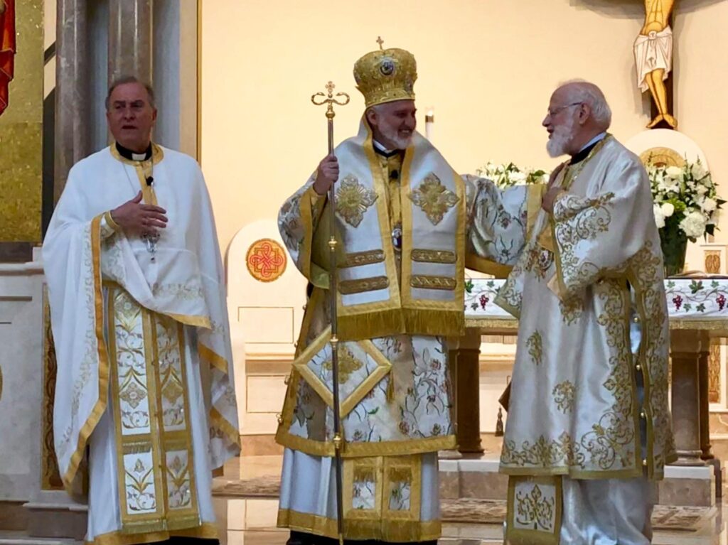 You are currently viewing Ο Αρχιεπίσκοπος Ελπιδοφόρος από τη Βοστώνη: «Κάθε Κυριακή είναι σαν Πάσχα».